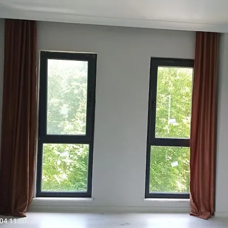 Sahile Yakin Dag Koyunde Bir Trabzon