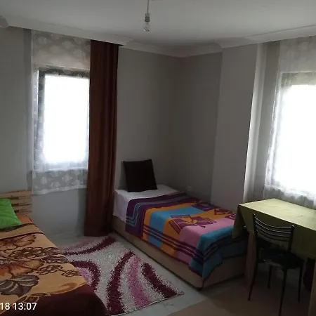 Villa Sahile Yakin Dag Koyunde Bir