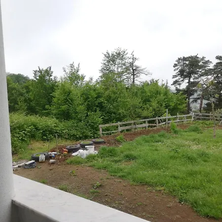 Villa Sahile Yakin Dag Koyunde Bir *